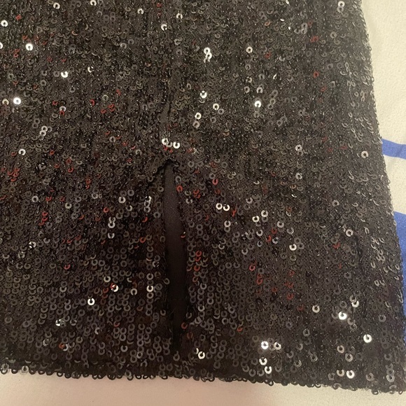 black sparkle skirt - Picture 2 of 2